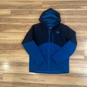 The North Face Two-Tone Blue Insulated Ski/Snowboard Jacket - Men's M